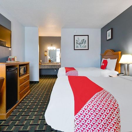 Oyo Hotel Lake Park - Valdosta Area Ngoại thất bức ảnh