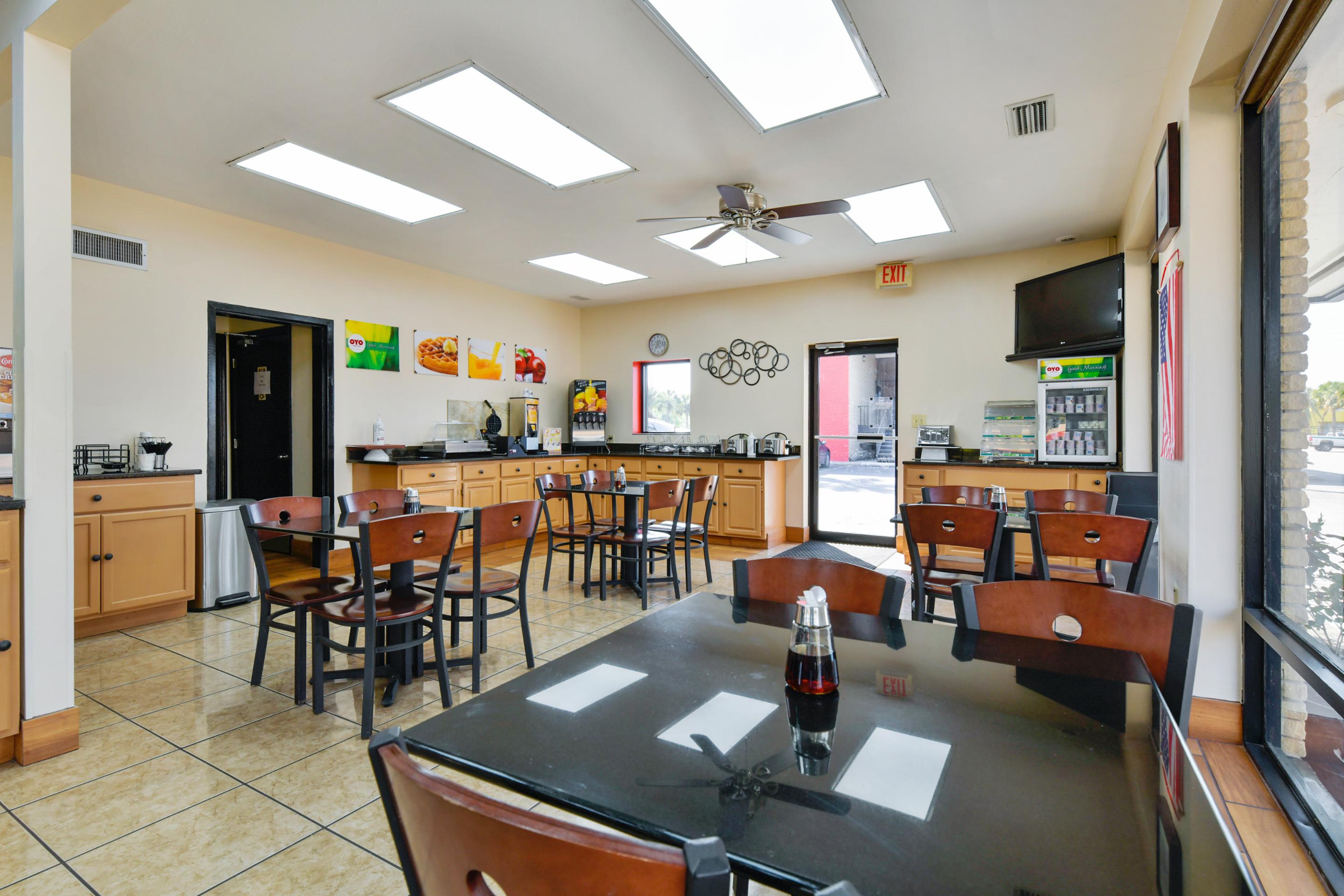 Oyo Hotel Lake Park - Valdosta Area Ngoại thất bức ảnh