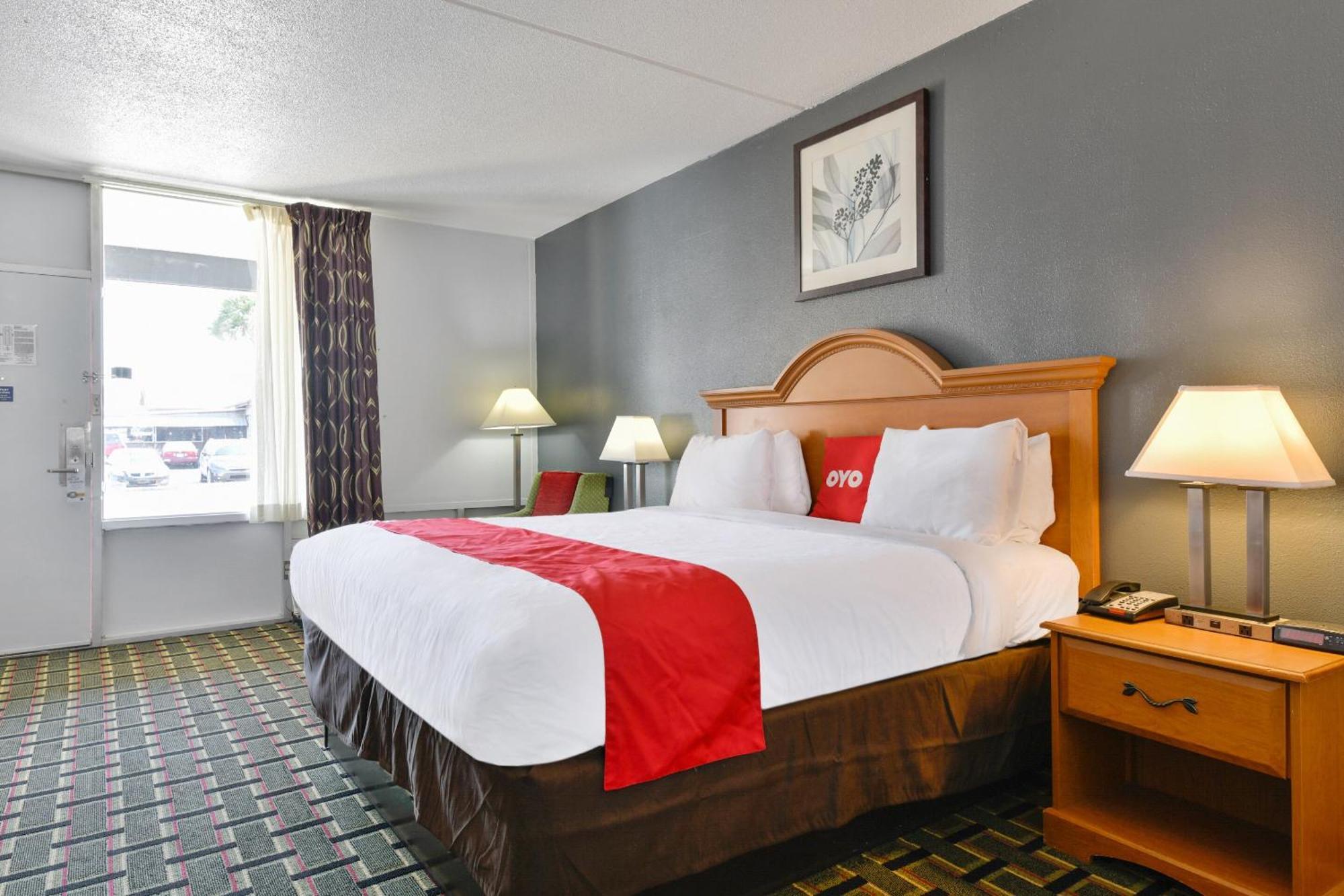 Oyo Hotel Lake Park - Valdosta Area Ngoại thất bức ảnh